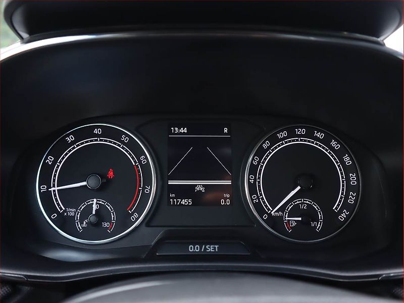 Škoda Fabia (2023) Ambition Plus 1.0 TSI, Automat - fotka 11 z 21