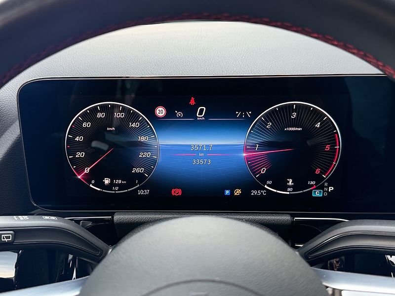 Mercedes-Benz Třídy B B 200d AMG Advanced - fotka 17 z 37