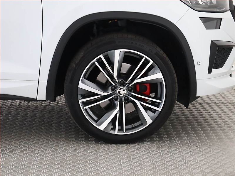 Škoda Kodiaq (2023) RS 2.0 TSI - fotka 13 z 26
