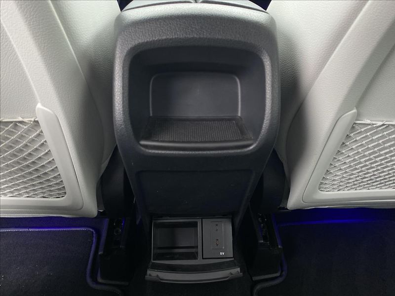 Mercedes-Benz GLB 200 d 4M Style - fotka 26 z 29