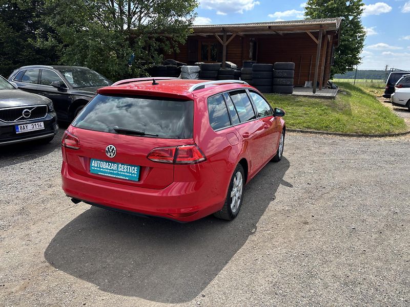 Volkswagen Golf 1.6 TDI 81KW VARIANT - fotka 6 z 23