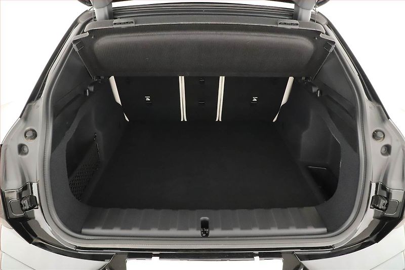 BMW X2 (2024) sDrive20i - fotka 19 z 20