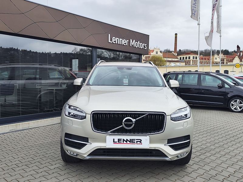 Volvo XC90 2.0 T6/235kW Momentum AWD ČR - fotka 2 z 35