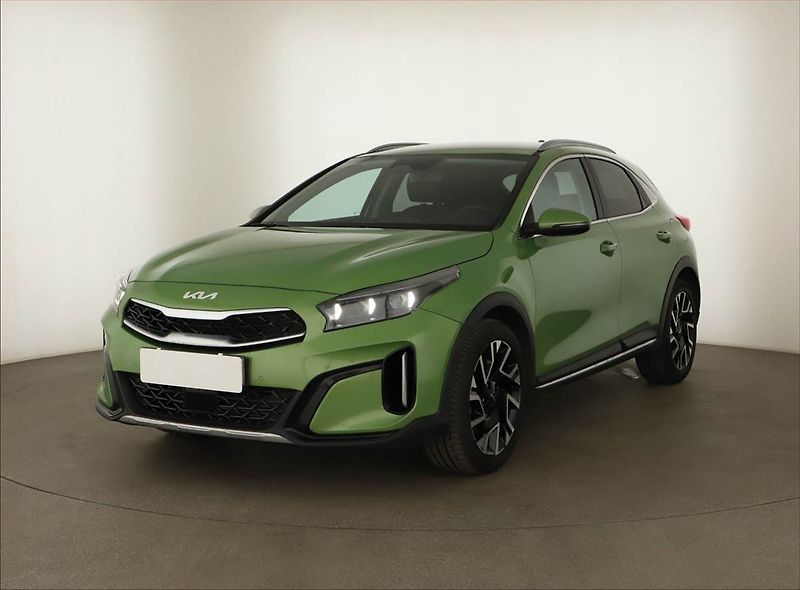 Kia XCeed (2025) 1.5 T-GDI, TOP, FullLed - fotka 2 z 18