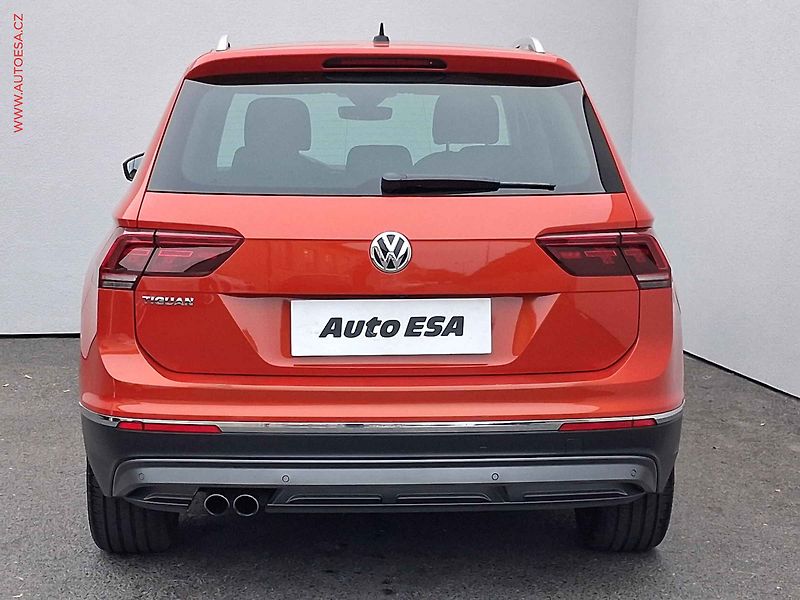 Volkswagen Tiguan (2017) 2.0 TSi 4 Motion, Highline - fotka 5 z 23