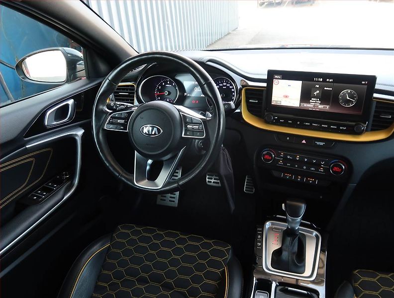 Kia XCeed (2019) TOP 1.4 T-GDI, Automat - fotka 7 z 26