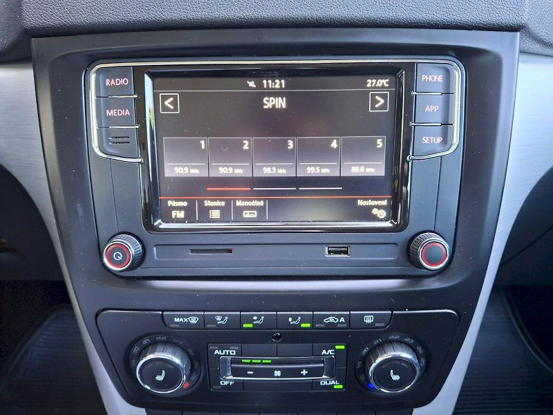 Škoda Yeti (2014) Ambition Plus DSG 1,4TSi 90kW - fotka 18 z 28