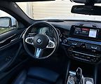 BMW Řada 5 (2016) G30 XDRIVE SPORT-LINE SEDAN CZ - náhled 17