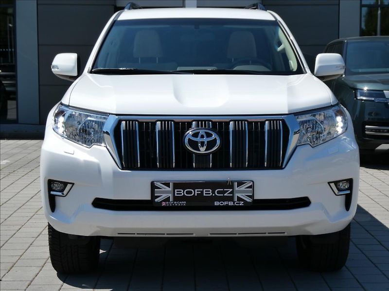 Toyota Land Cruiser 2,8 D-4D 150kW 2Maj, ČR, DPH - fotka 4 z 41