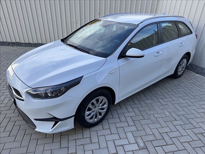Kia Ceed 1,6 CRDi SW FRESH DPH 1.maj ČR - fotka 5 z 50