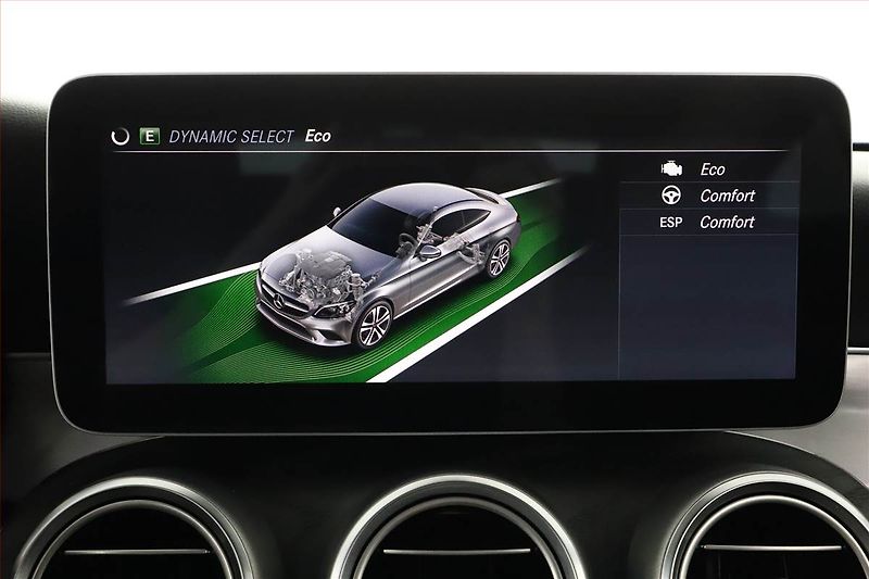 Mercedes-Benz Třídy C (2018) C 220 d - fotka 15 z 23