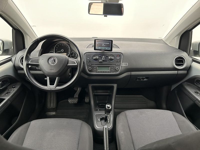 Škoda Citigo 1.0 MPI Elegance - fotka 6 z 24