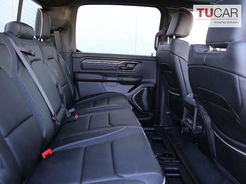 RAM 1500 (2025) Limited 3.0 I6 550hP - fotka 42 z 50
