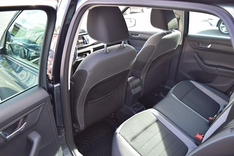 Škoda Fabia (2017) 1.2TSI 81kw DSG JOY NAVI APP - fotka 15 z 41