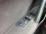Volkswagen Golf (2014) 1.6 TDi 4x4, CUP, navi - náhled 11