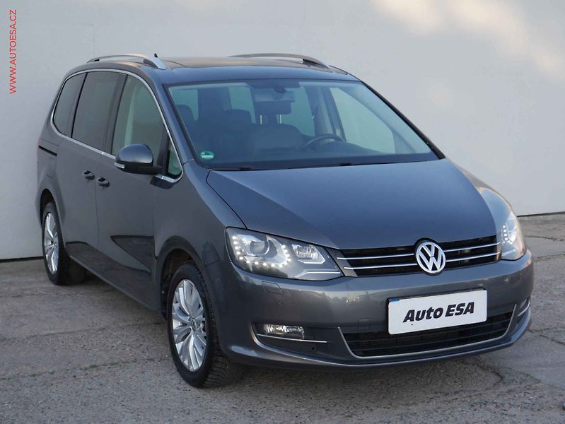Volkswagen Sharan (2012) 2.0TDi, AT, navi, bixen - fotografie inzerátu