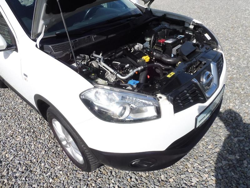 Nissan Qashqai 1.5DCi 110PS NAVI STK TOP STAV - fotka 82 z 189
