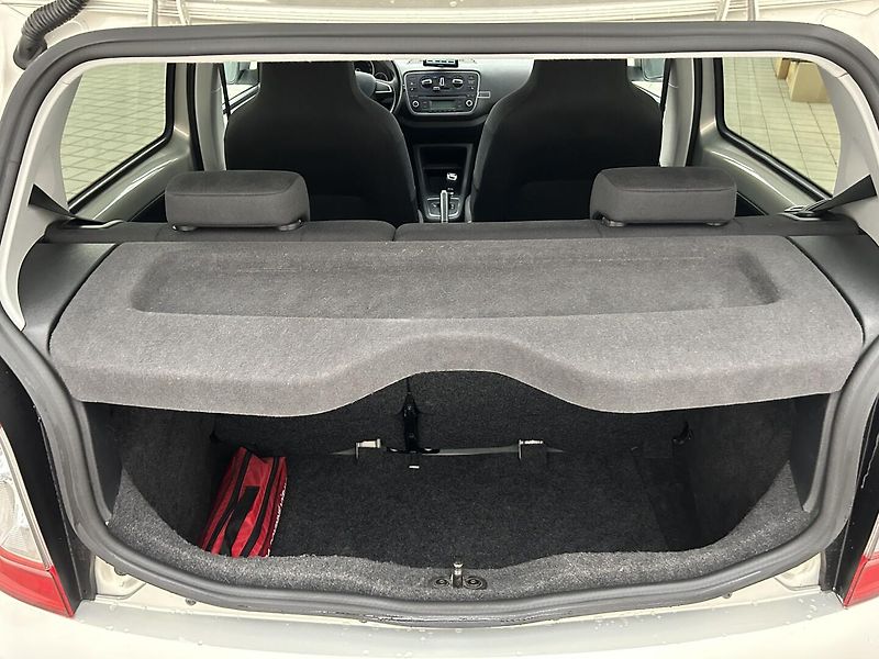 Škoda Citigo 1.0 MPI Elegance - fotka 23 z 24