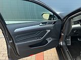 Volkswagen Passat - náhled 13