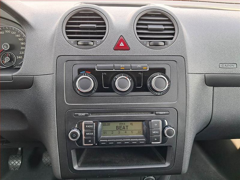 Volkswagen Caddy (2014) 1.6 TDi, ČR, DPH - fotka 9 z 11