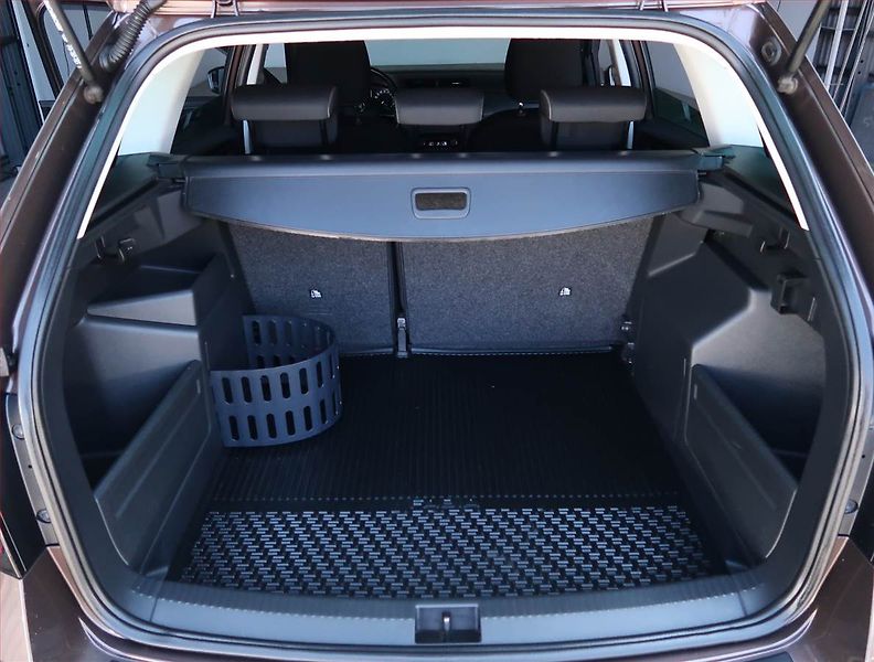 Škoda Fabia (2016) Style 1.2 TSI, Serv.kniha - fotka 13 z 15