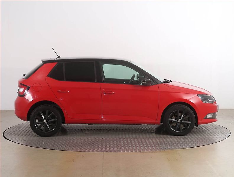 Škoda Fabia (2017) Extra 1.2 TSI, Tempomat - fotka 6 z 18