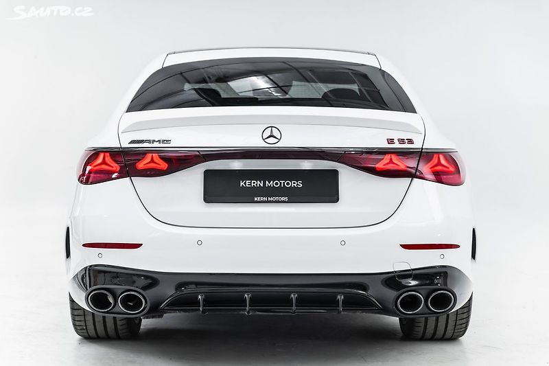 Mercedes-Benz Třídy E 53 AMG Hybrid*AMG Performance - fotka 4 z 41