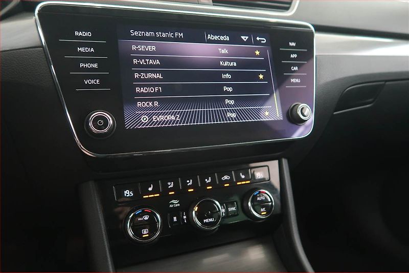 Škoda Superb (2020) Style 2.0 TDI - fotka 12 z 19