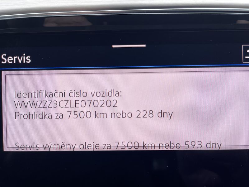 Volkswagen Passat 2.0TDi DSG 4x4 ELEGANCE-DPH-ČR - fotka 44 z 46