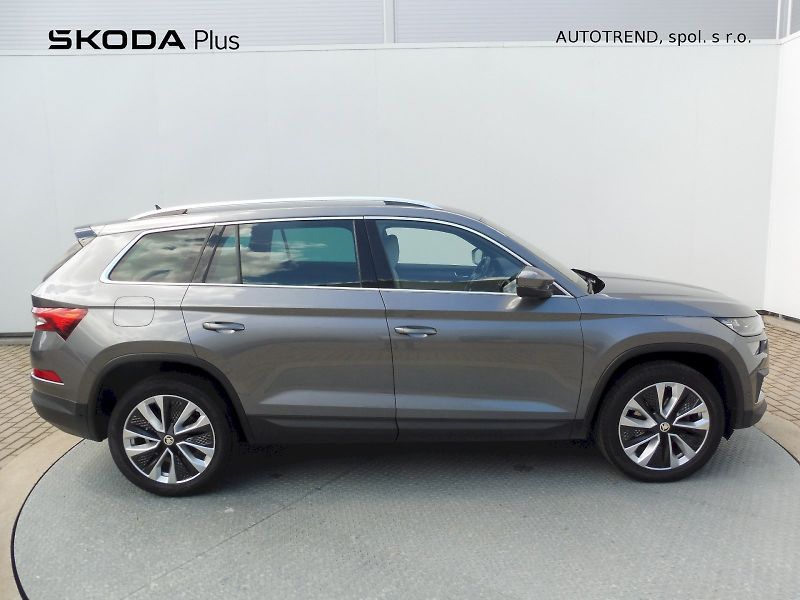Škoda Kodiaq (2021) Style 2,0 TDI 110kW DSG 4x4 - fotka 29 z 30