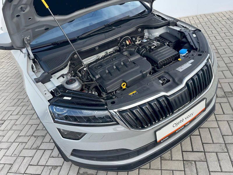 Škoda Karoq (2018) 2.0 TDI / 110 kW 4x4 Ambition - fotka 15 z 30