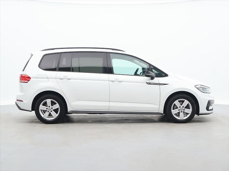 Volkswagen Touran 1,8 TSI 132kW DSG R-Line 7míst - fotka 8 z 38