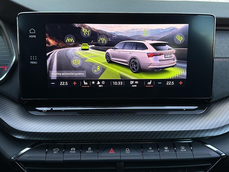 Škoda Octavia RS 2.0 TSi 180kW Matrix-LED V. - fotka 31 z 52