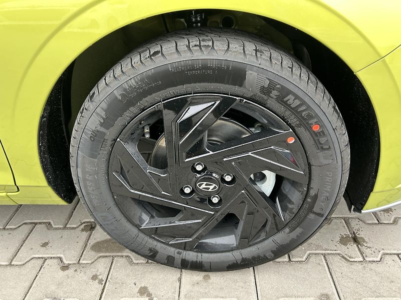 Hyundai i20 26 1,0 T-GDI DCT GO PLUS! 66kW - fotka 4 z 30