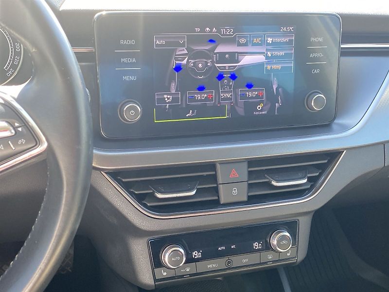 Škoda Kamiq (2021) 1.5 TSI 110 kW Style - fotka 22 z 31