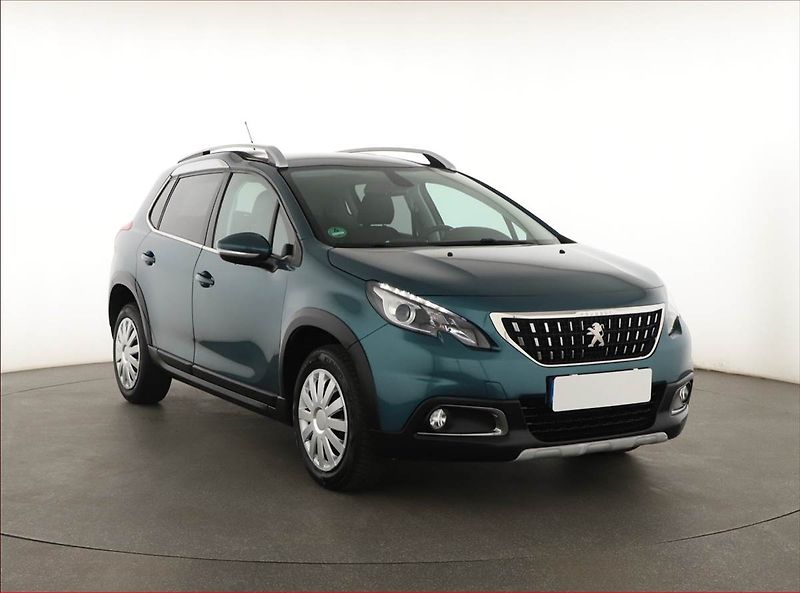 Peugeot 2008 (2018) 1.2 PureTech, Automat - fotografie inzerátu