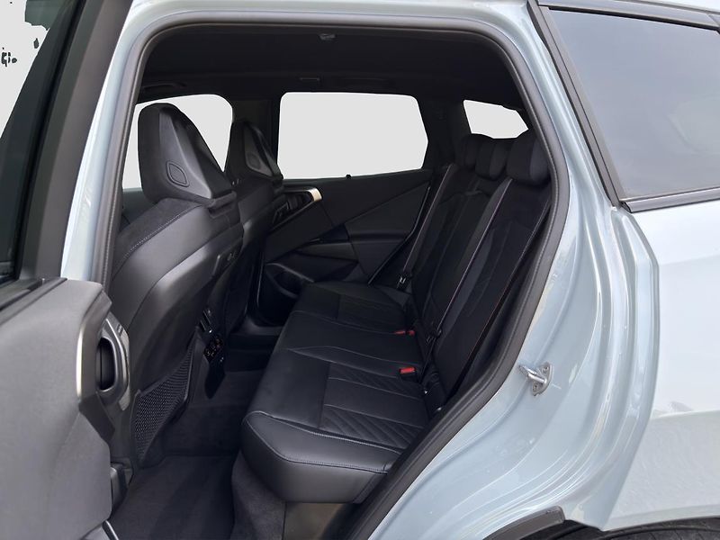 BMW X3 xDrive20d - fotka 16 z 23