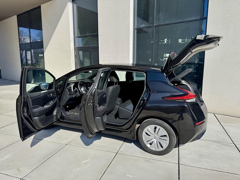 Nissan Leaf (2022) ELEKTRIC VISIA 1 MAJITEL - fotka 22 z 34