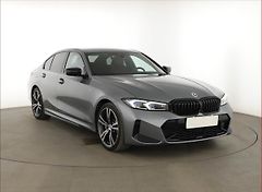 BMW Řada 3 (2022) 330 d xDrive - fotografie inzerátu