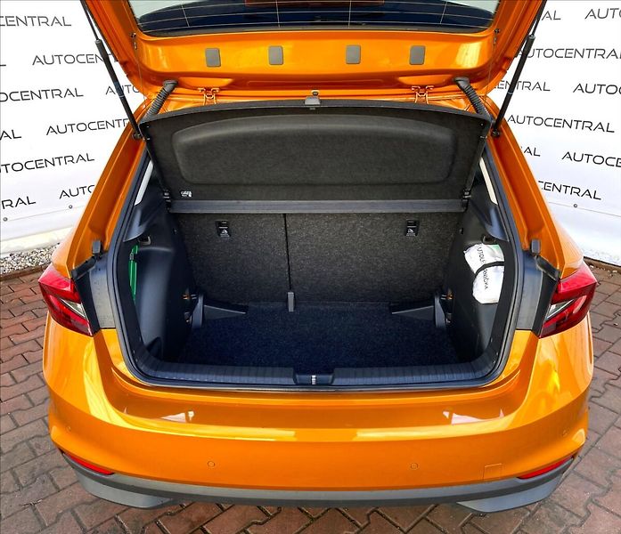 Škoda Fabia 1,0 TSi,81kW,STYLE,DSG,DPH - fotka 10 z 25
