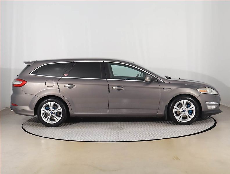 Ford Mondeo (2011) 2.2 TDCi, Automat, Serv.kniha - fotka 6 z 17