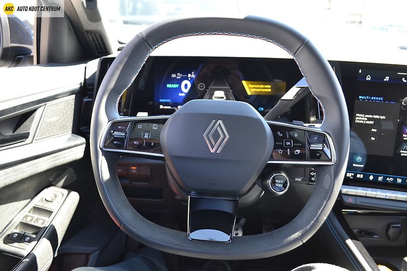 Renault Espace esprit Alpine full hybrid E-Te - fotka 58 z 73