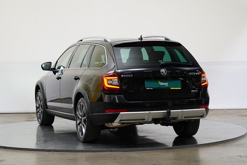 Škoda Octavia - fotka 7 z 27