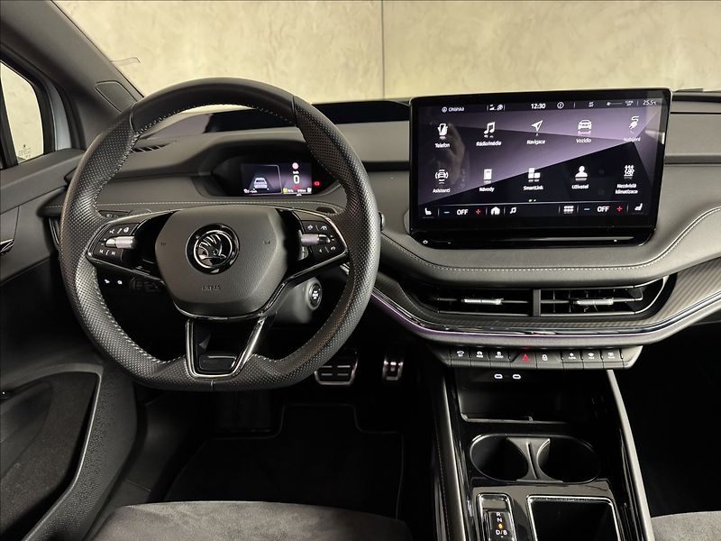 Škoda Enyaq 80x Sportline 4x4 LED Tepelko - fotka 19 z 50