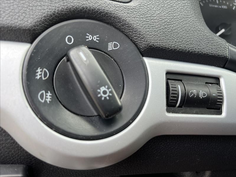 Škoda Octavia 1,6 MPi LPG PLATNOST 10/2033 - fotka 20 z 32