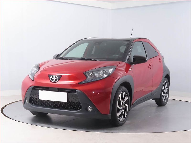 Toyota Aygo (2023) 1.0 VVT-i, Automat, ČR,1.maj - fotka 2 z 15