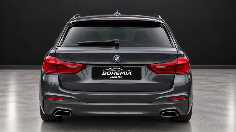 BMW Řada 5 3,0 530D Touring 195 kW xDrive - fotka 7 z 12
