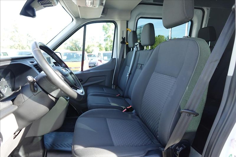 Ford Transit 2,0 TDCI  JUMBO 6MÍST KLIMA - fotka 26 z 41