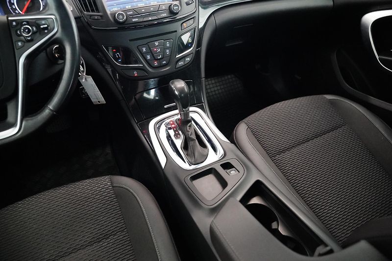 Opel Insignia - fotka 26 z 29