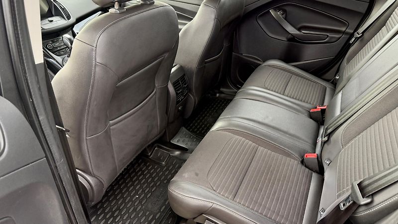 Ford Kuga (2018) EcoBoost 1,5,4x4 - fotka 6 z 10